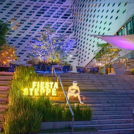 Lit Bangkok Hotel Exterior foto